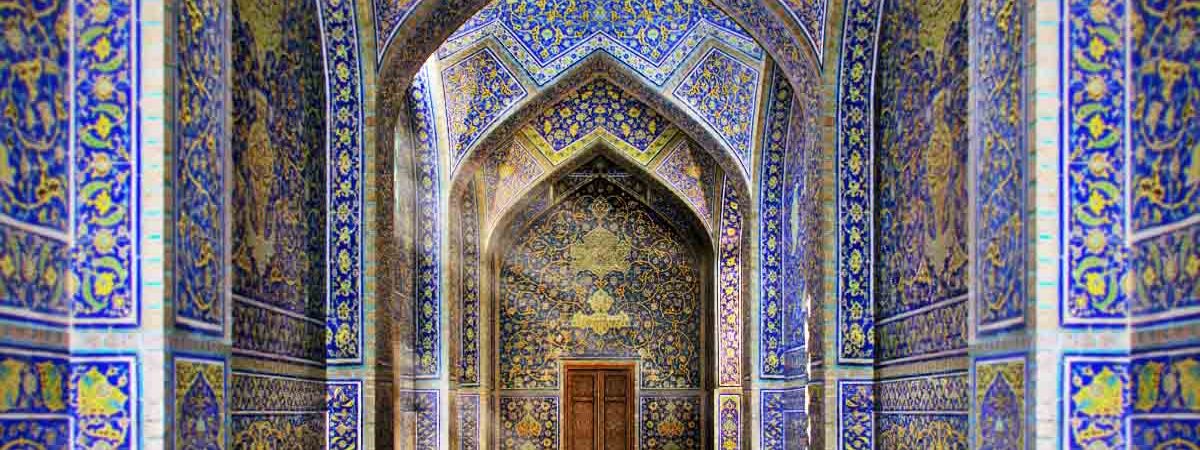 نور، عنصر ارزش بخش به معماری ایرانی